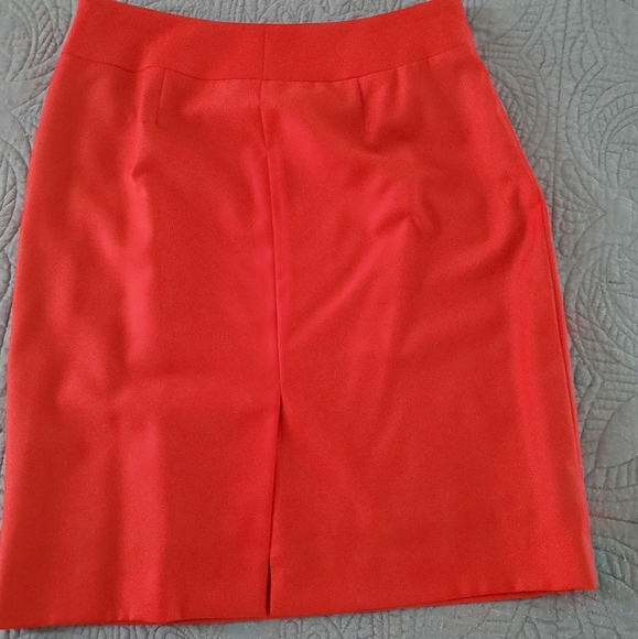 Ladies 2 piece Skirt Suit 100% tropical wool - Picture 6 of 6